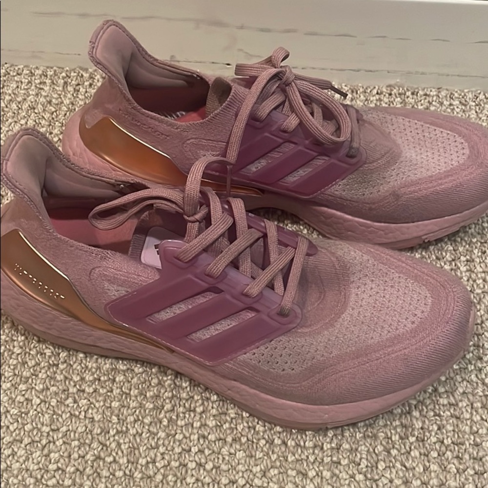Adidas ultraboost pink/purple workout sneakers